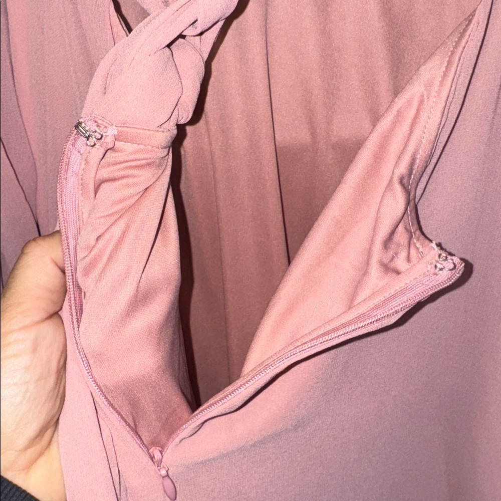 Lulu's Blush Long Sleeve Open Back Maxi Dress Dress Romantic Elegant Occasion - Picture 7 of 9